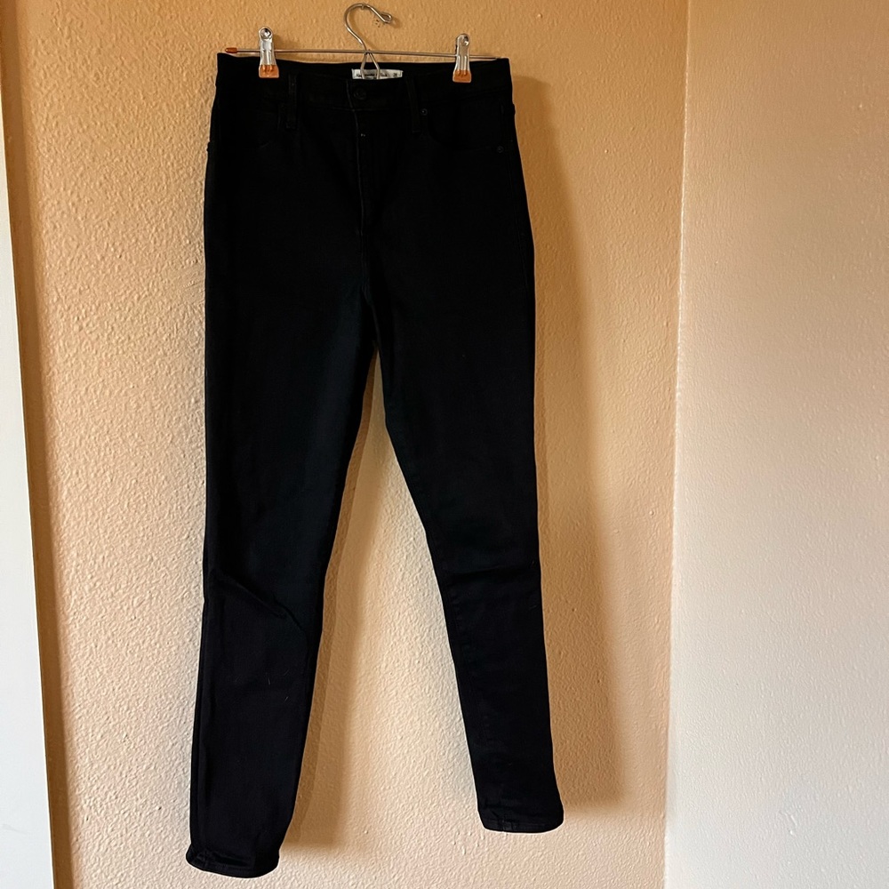 Abercrombie & Fitch Super Skinny High Rise Jeans-Black